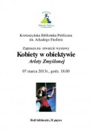 Zdjęcia kobiet w bibliotece