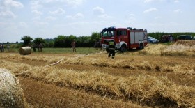 Zboże i słoma w ogniu