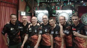 Strzecha Dart Team na podium