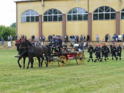 Rywalizacja sikawek konnych