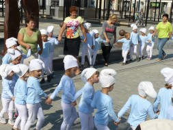 Smerfuś czeka na uczniów!